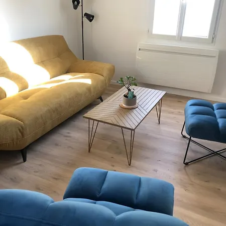 Maison *